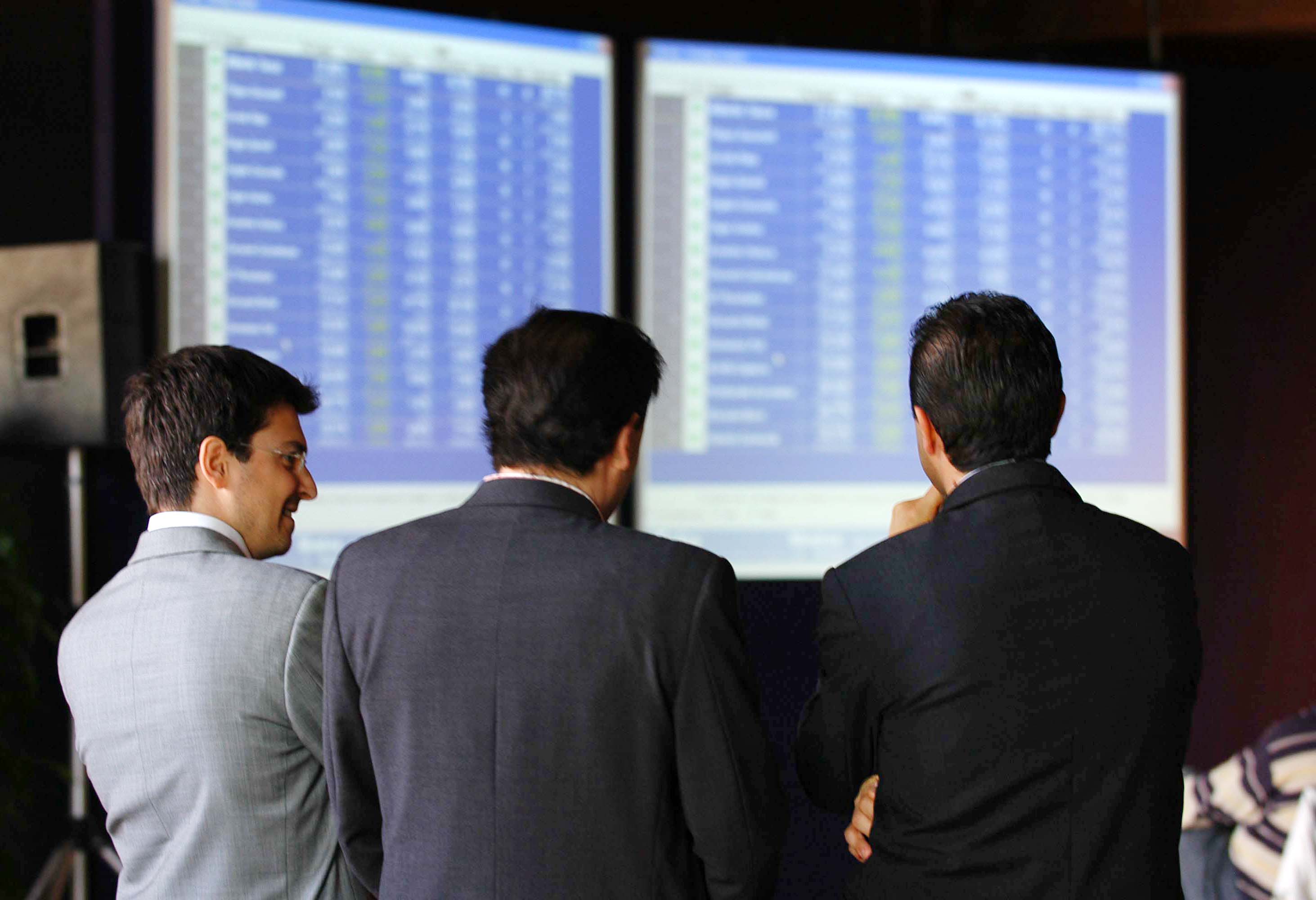 2 titoli sotto la lente