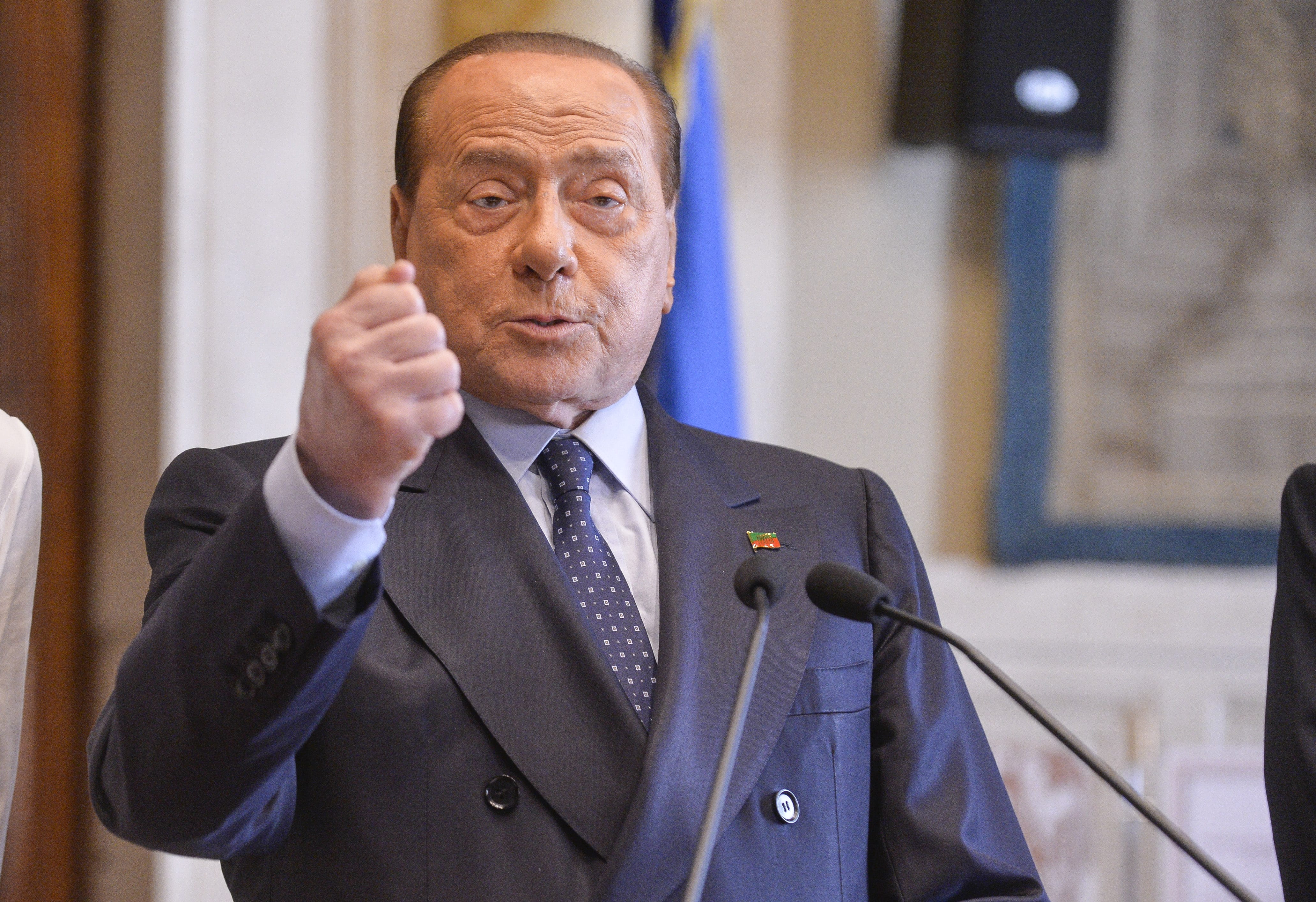 Galassia Berlusconi: quale futuro per i titoli a Piazza Affari?