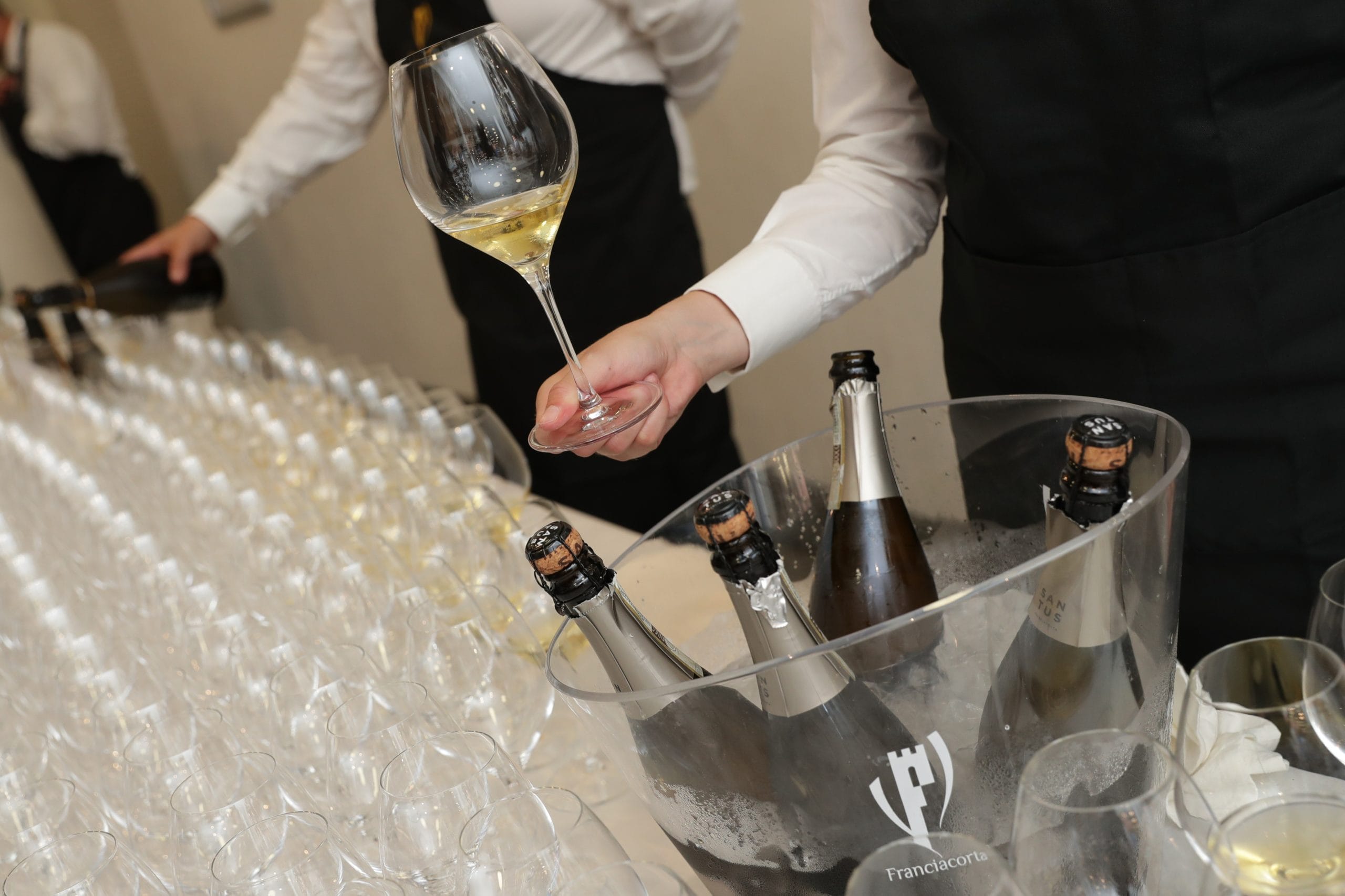 Ecco perché dovresti aggiungere dello spumante alle tue uova strapazzate