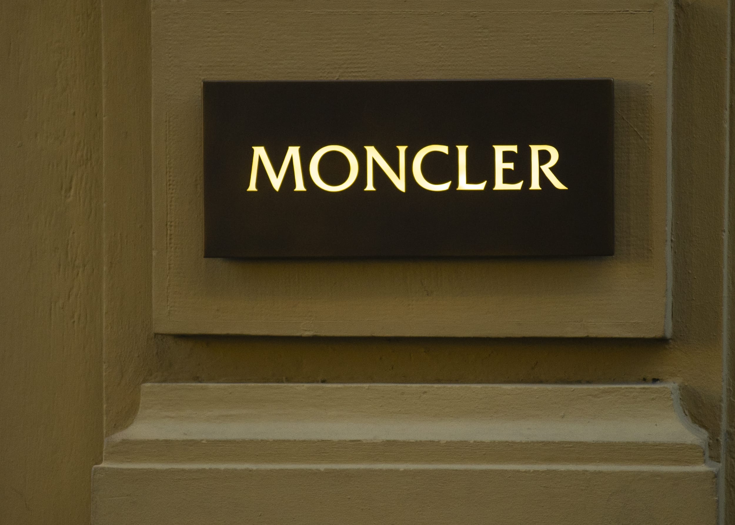 moncler