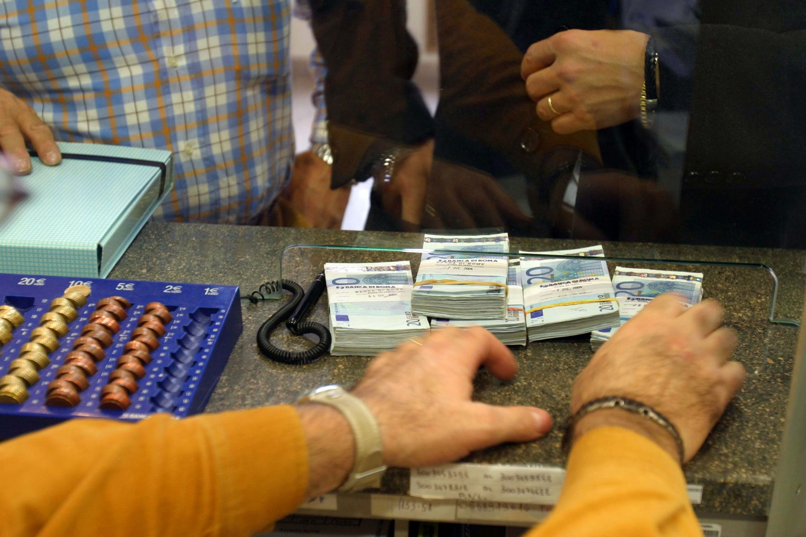 Quanti soldi si possono versare sul conto corrente