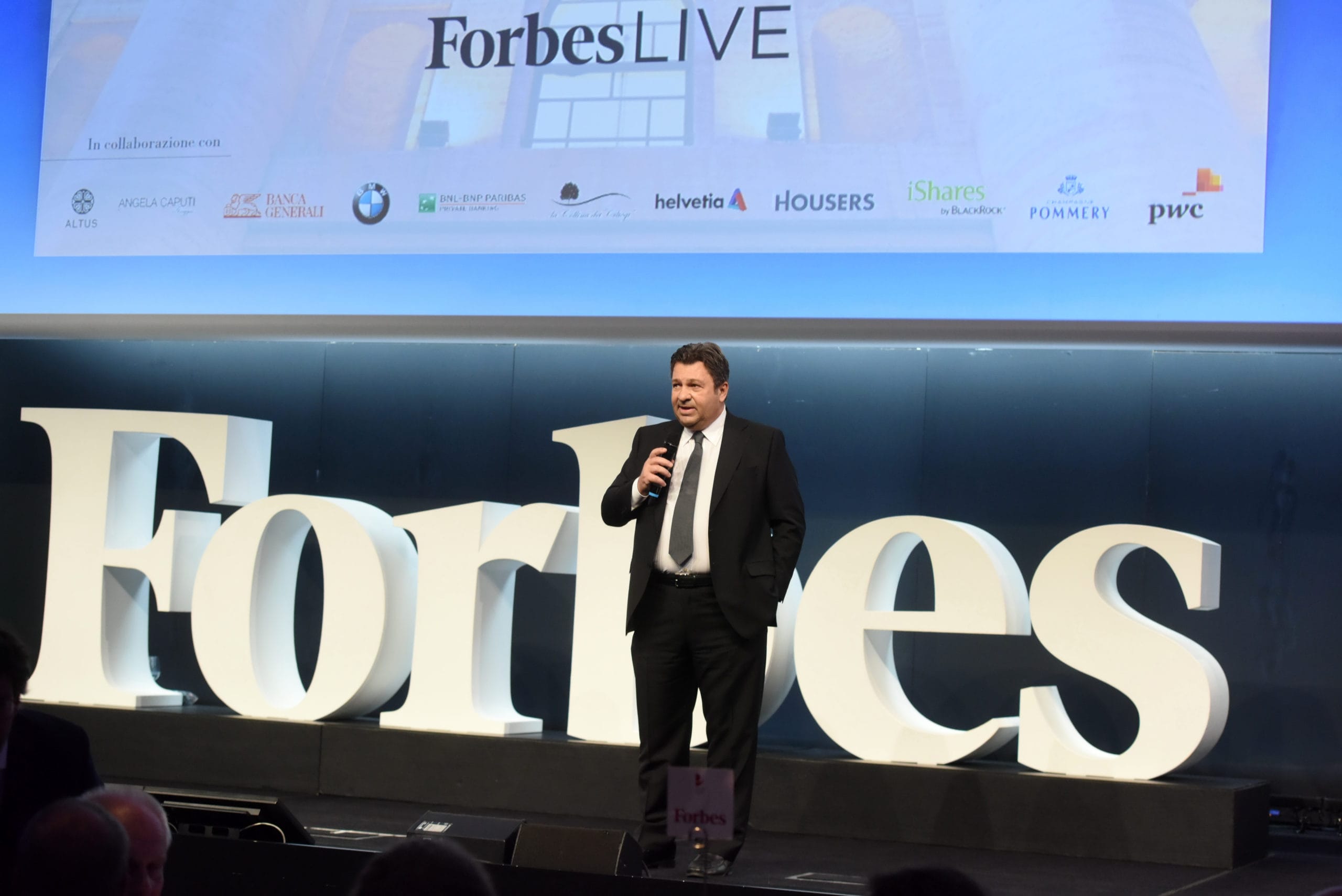 Blue Financial Communication