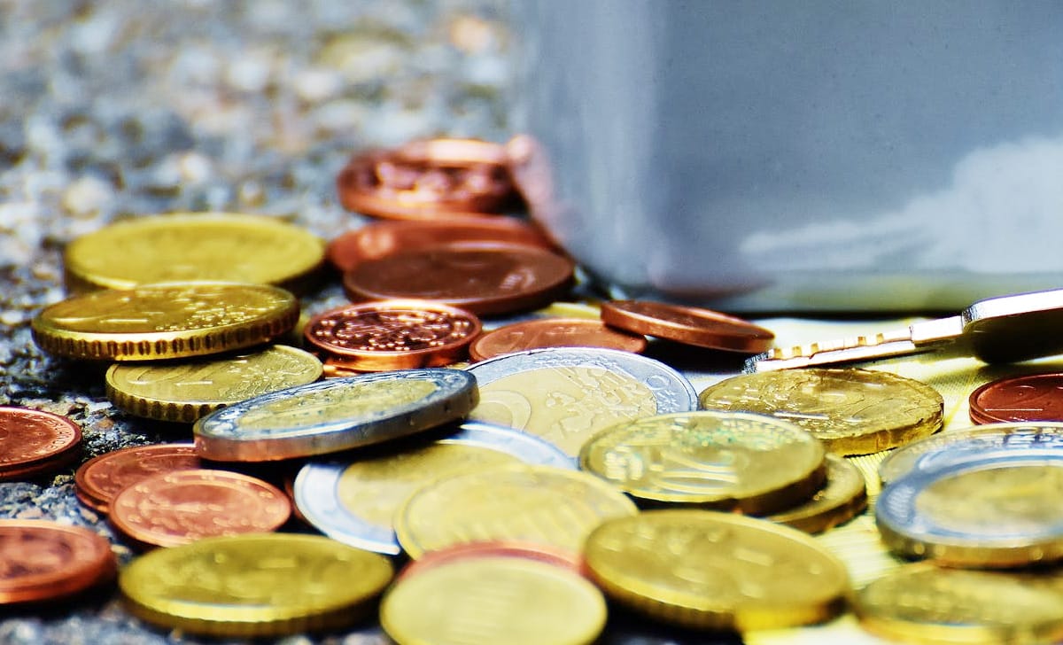 Crezione di moneta e debito