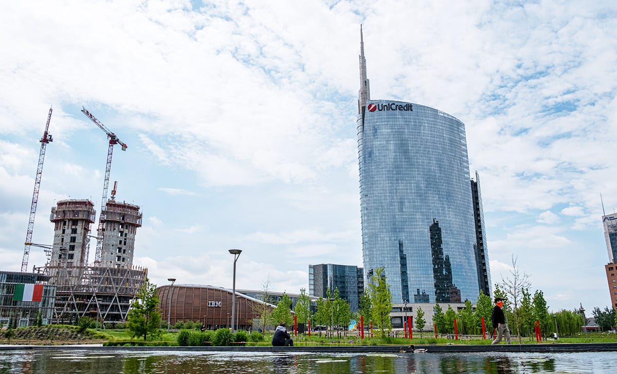 Unicredit formerà sviluppatori front-end