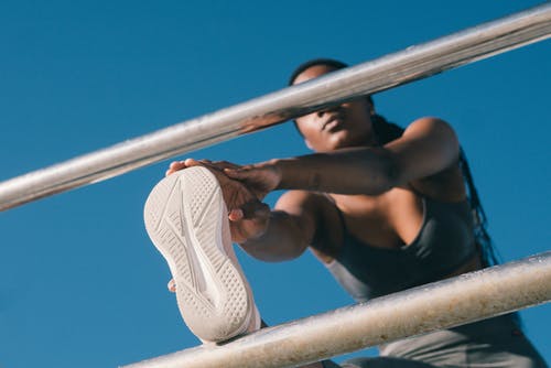 Come pulire le sneakers in tela e farle tornare come nuove senza danneggiarle