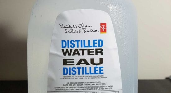 Acqua distillata
