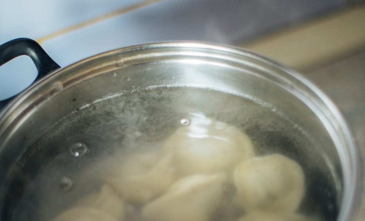 gnocchi in fase di cottura