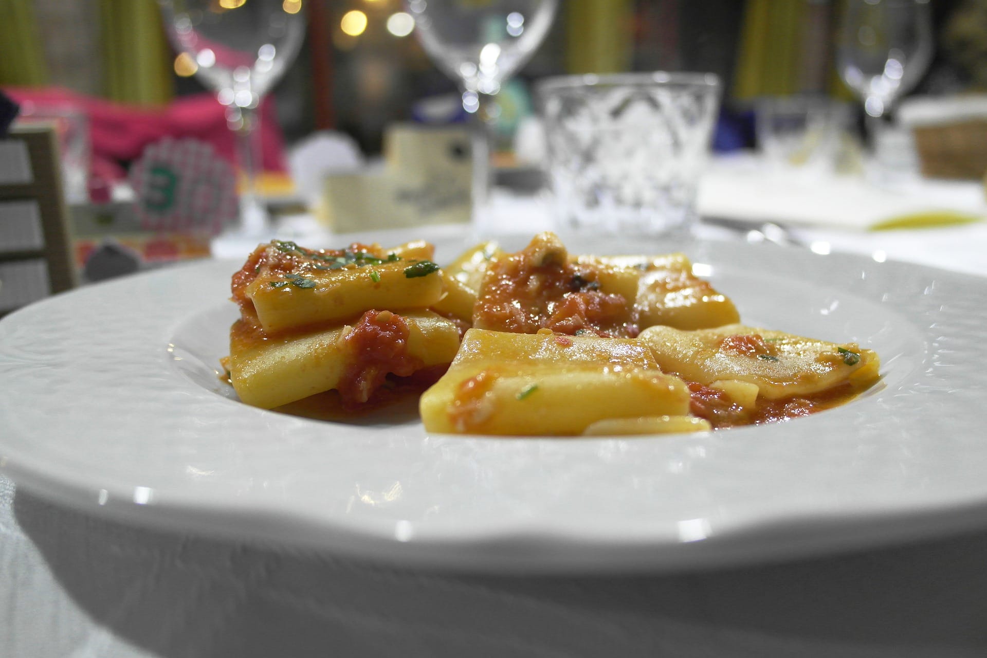 paccheri, pasta