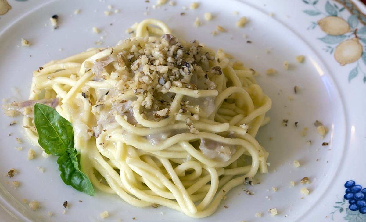spaghetti con le noci