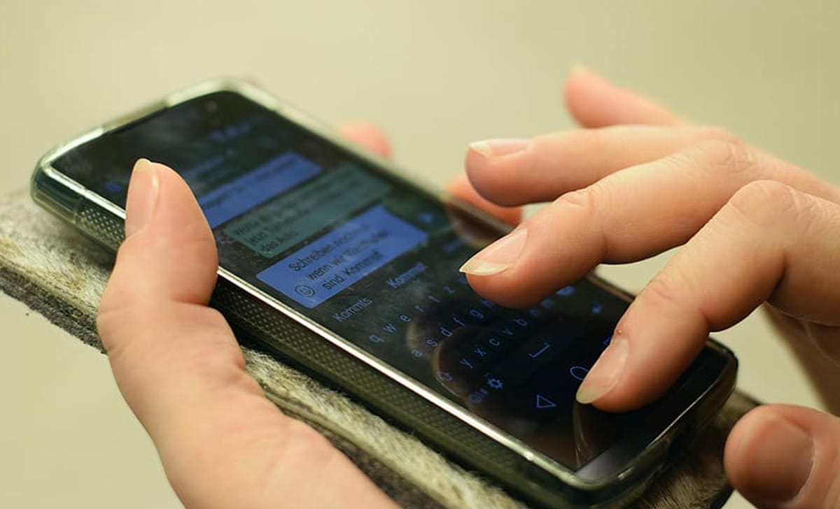 chattare su WhatsApp