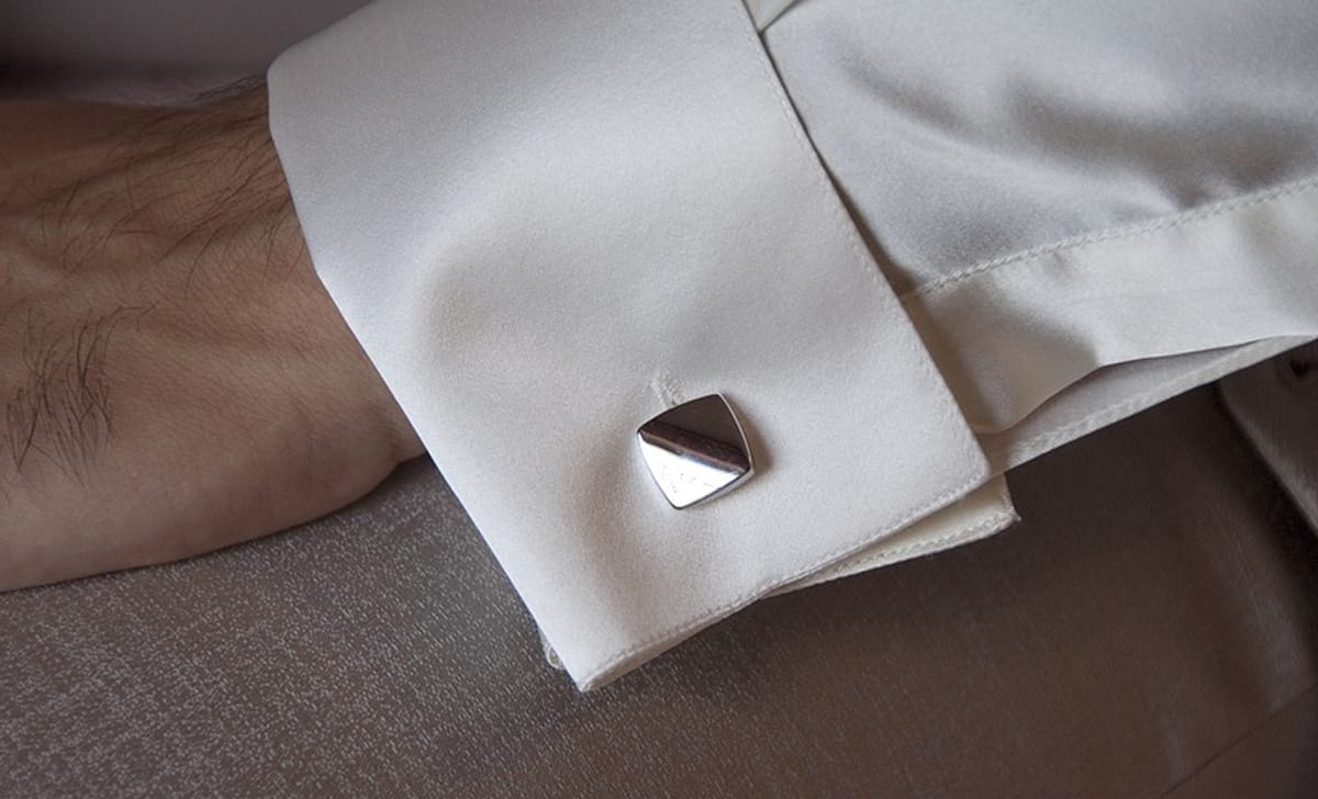 i gemelli giusti, dettaglio di stile