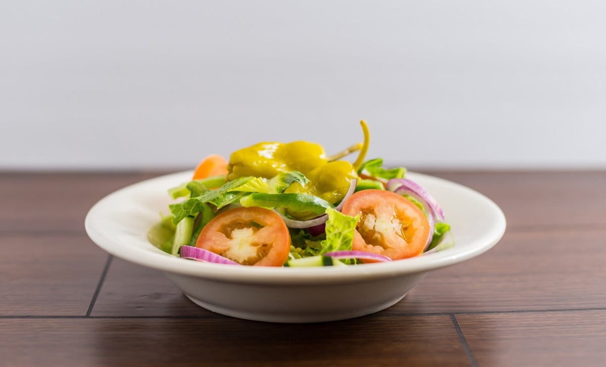 un piatto di insalata