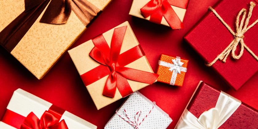 Basta nipoti insoddisfatti a Natale ecco i 5 regali sotto i 50 euro che  potrebbero renderli davvero felici