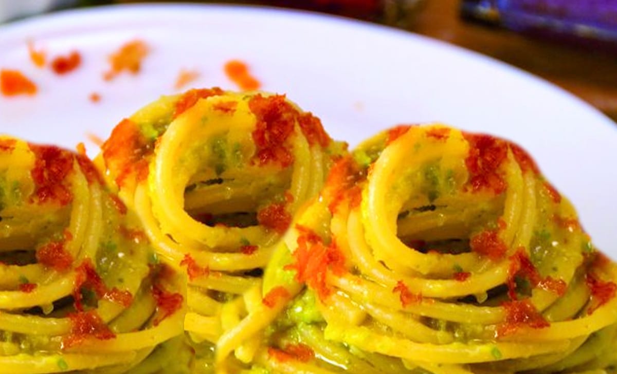 pasta zucchine e bottarga