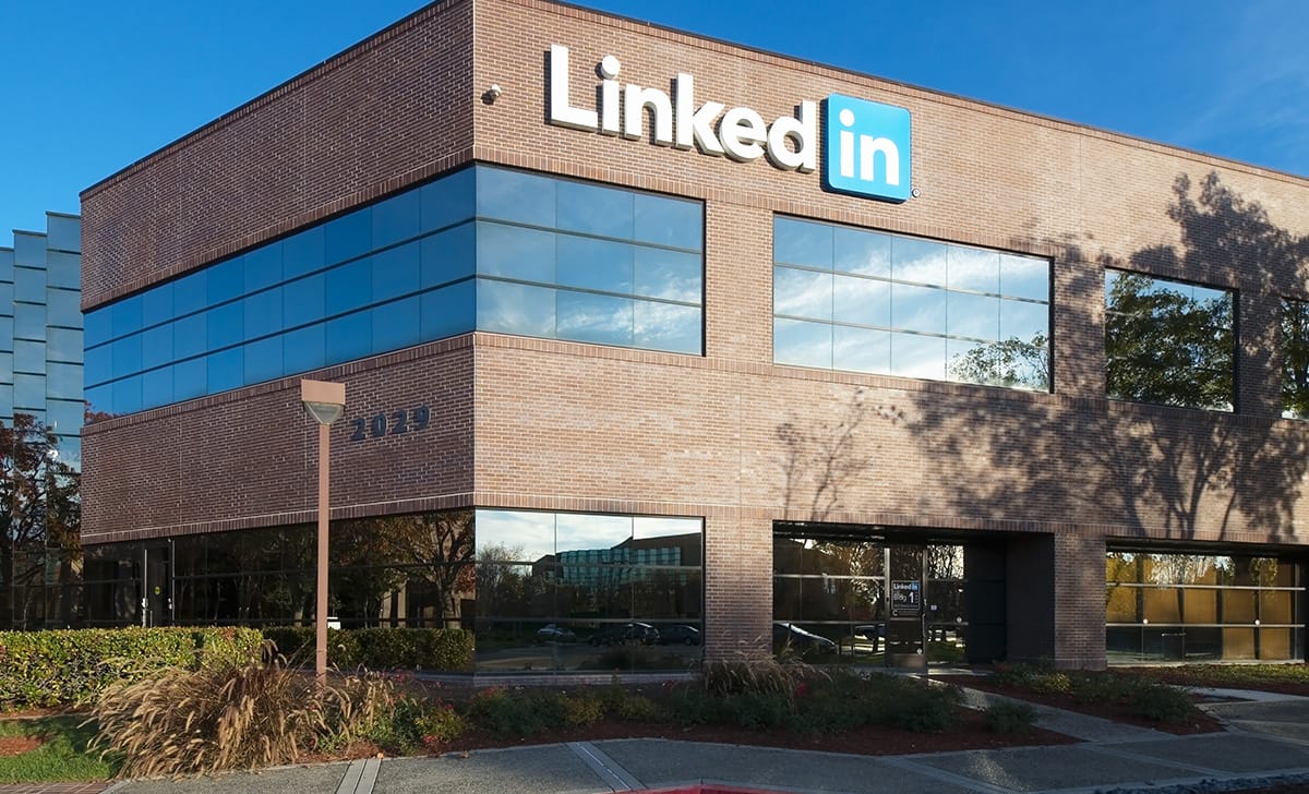 cercare un impiego tramite LinkedIn