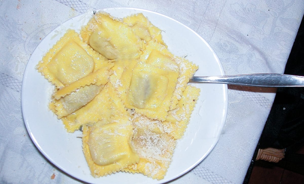 un piatto di tortelloni