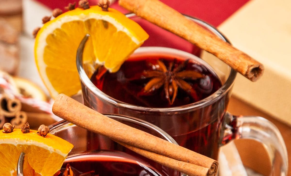 vino caldo speziato