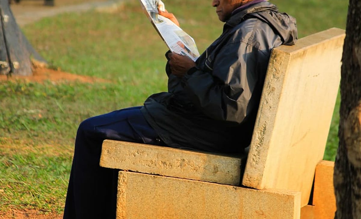 anziano in solitudine