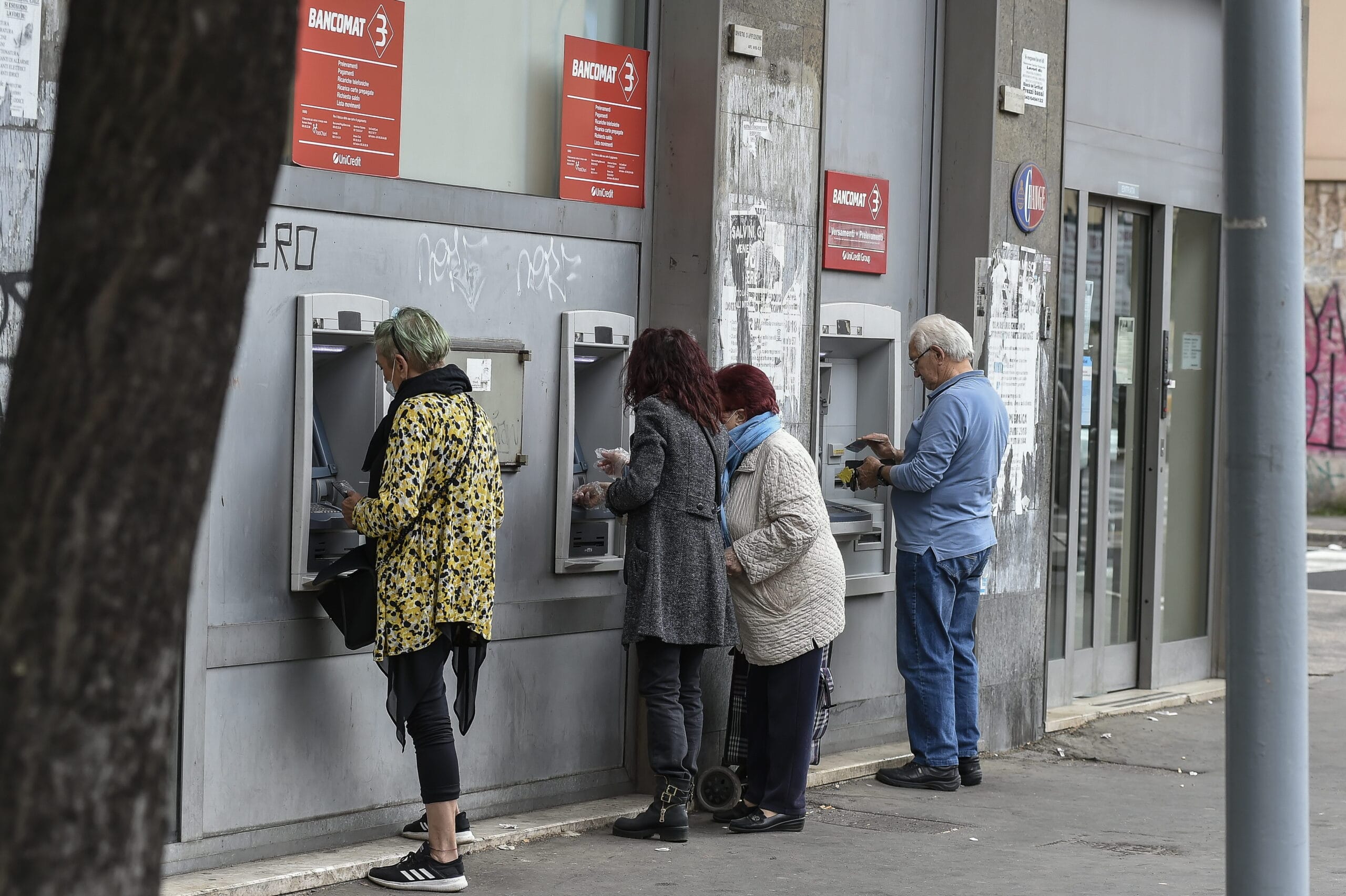 soldi prelievo bancomat da conto corrente