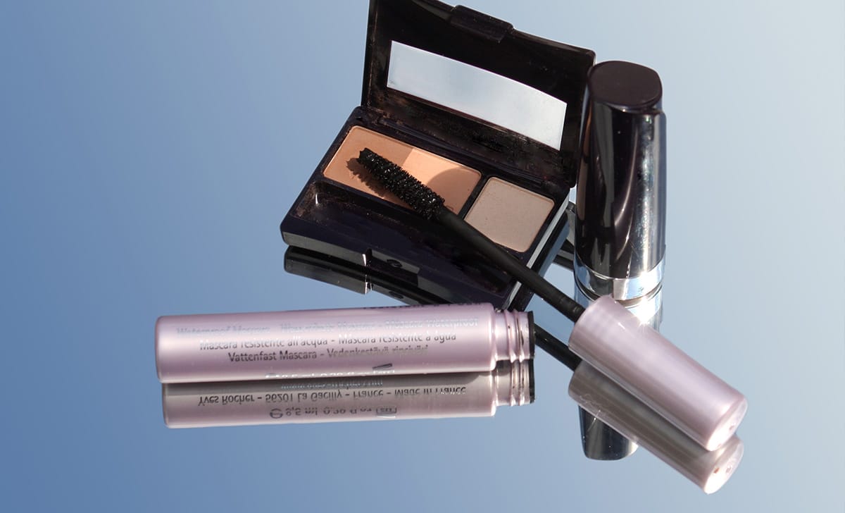 mascara