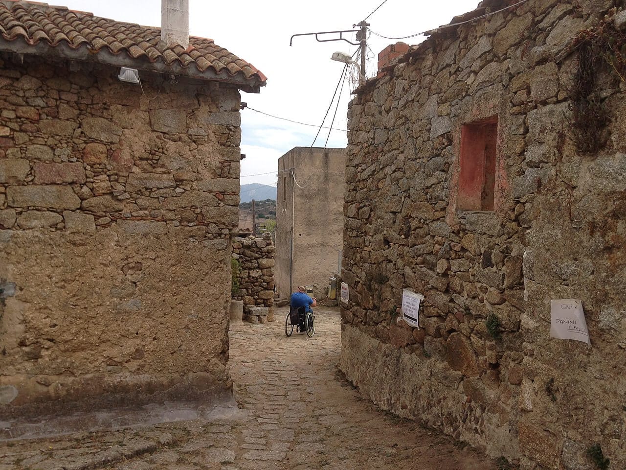 borgo Lollove scorcio