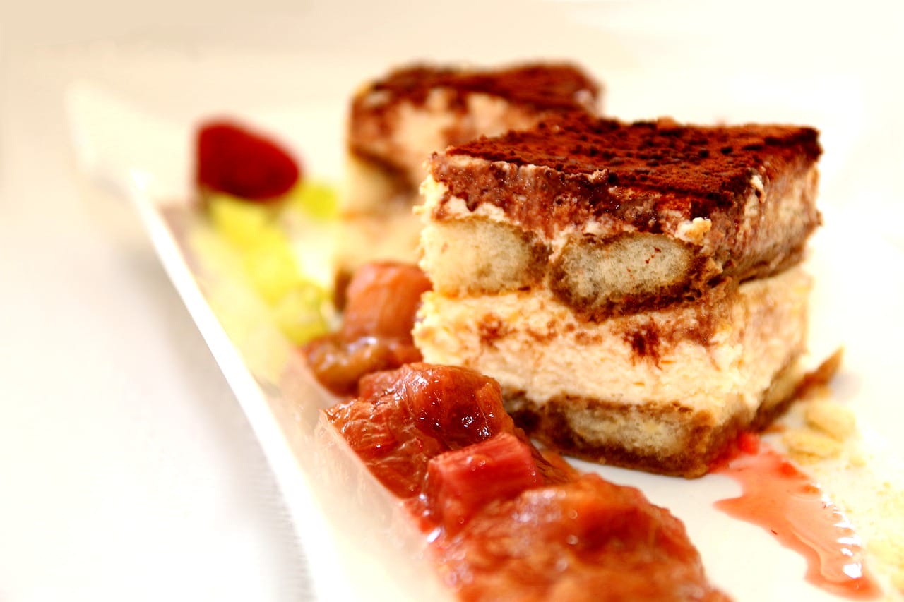 tiramisù con frutta