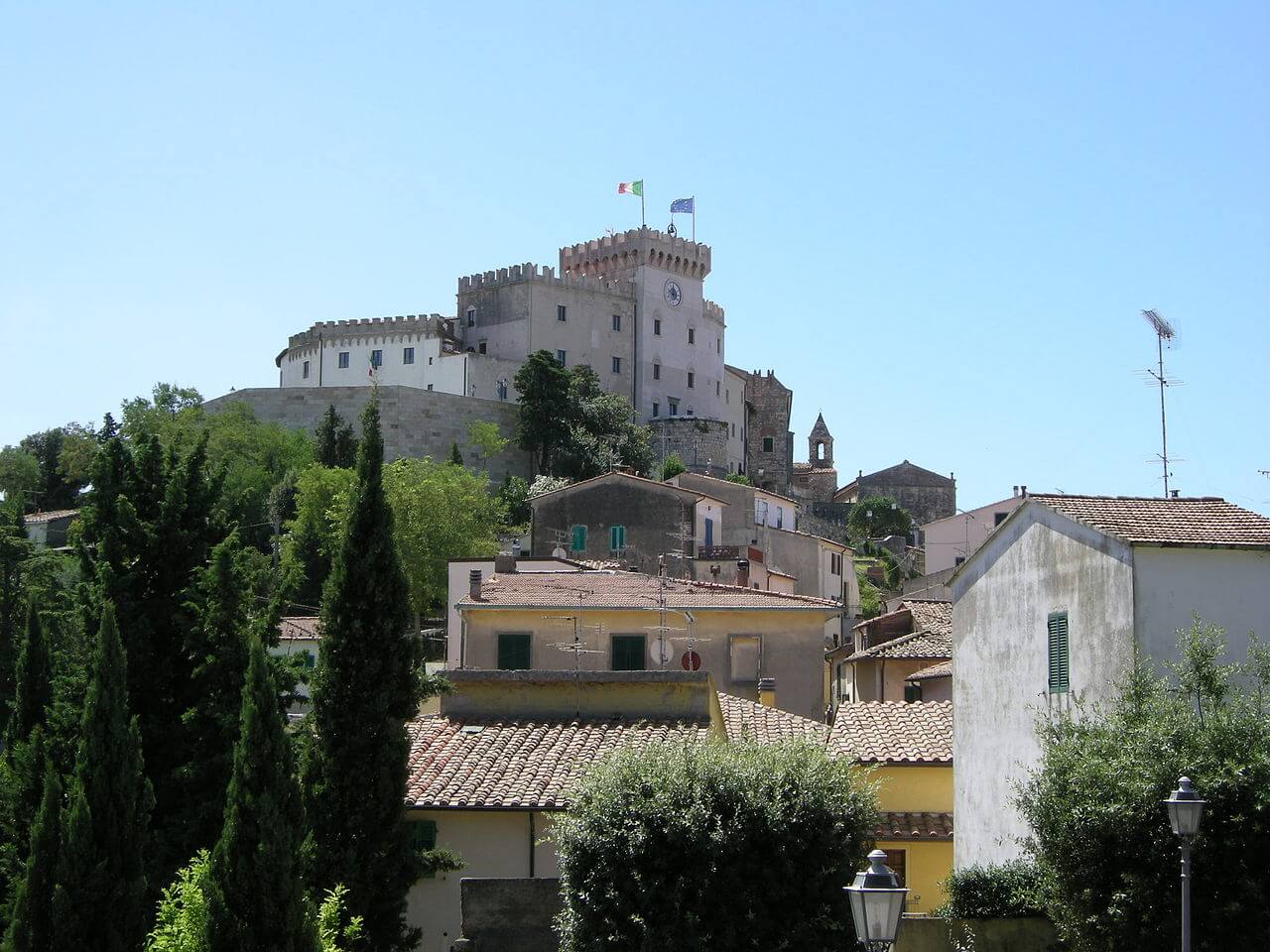 rosignano marittimo castello