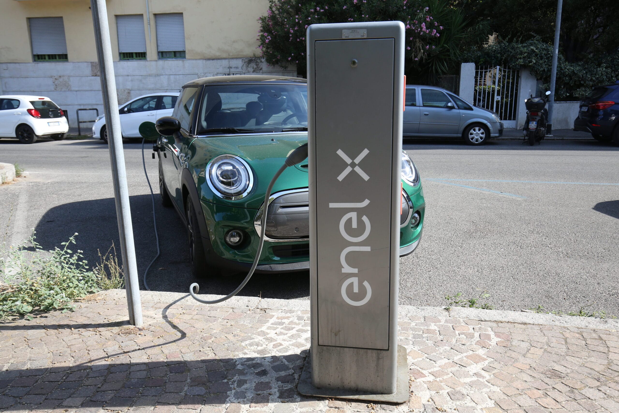 auto elettriche ENEL