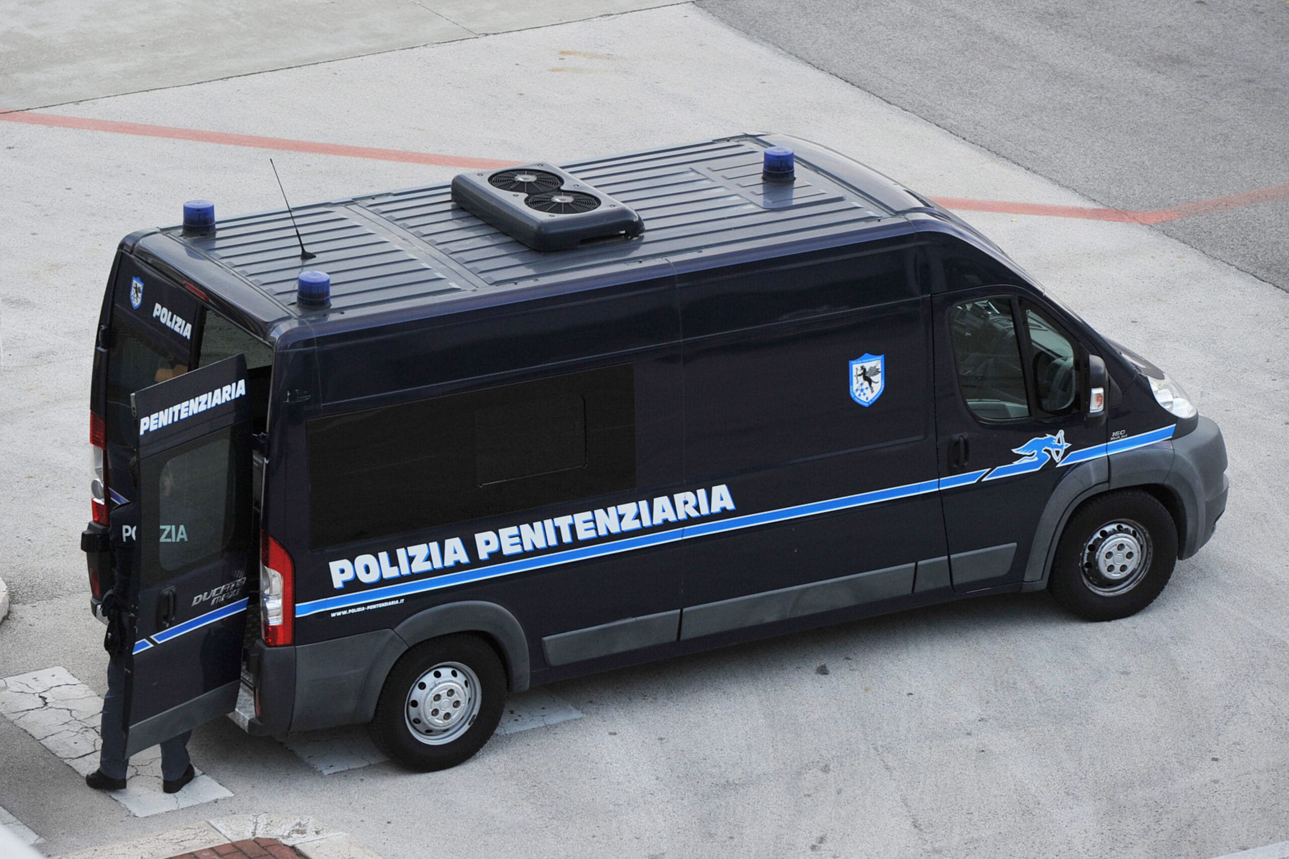 polizia penitenziaria