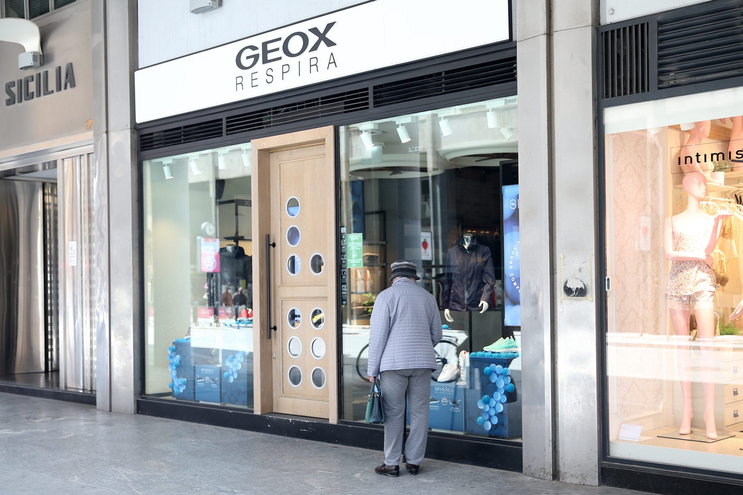 GEOX
