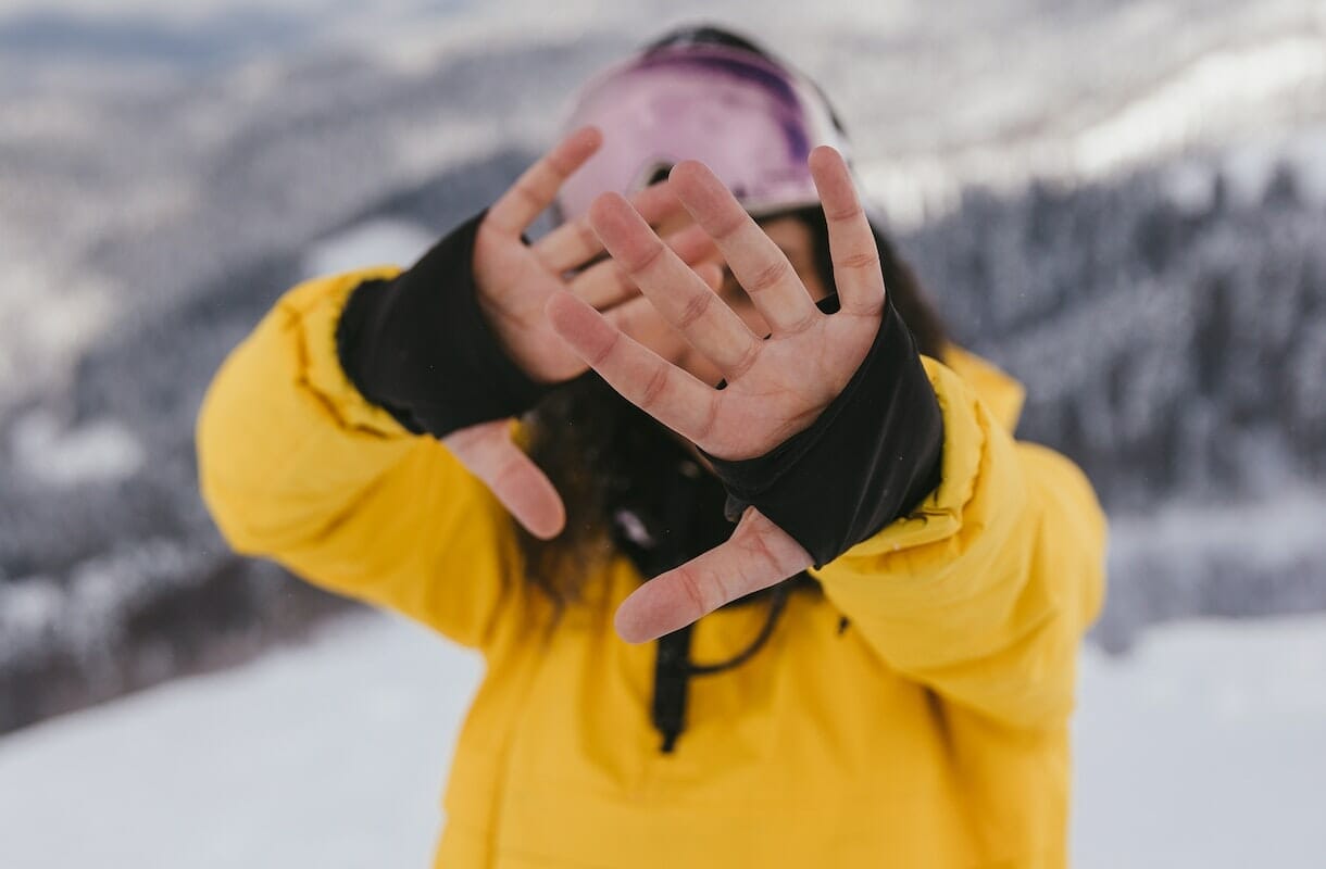 Basta mani secche e screpolate