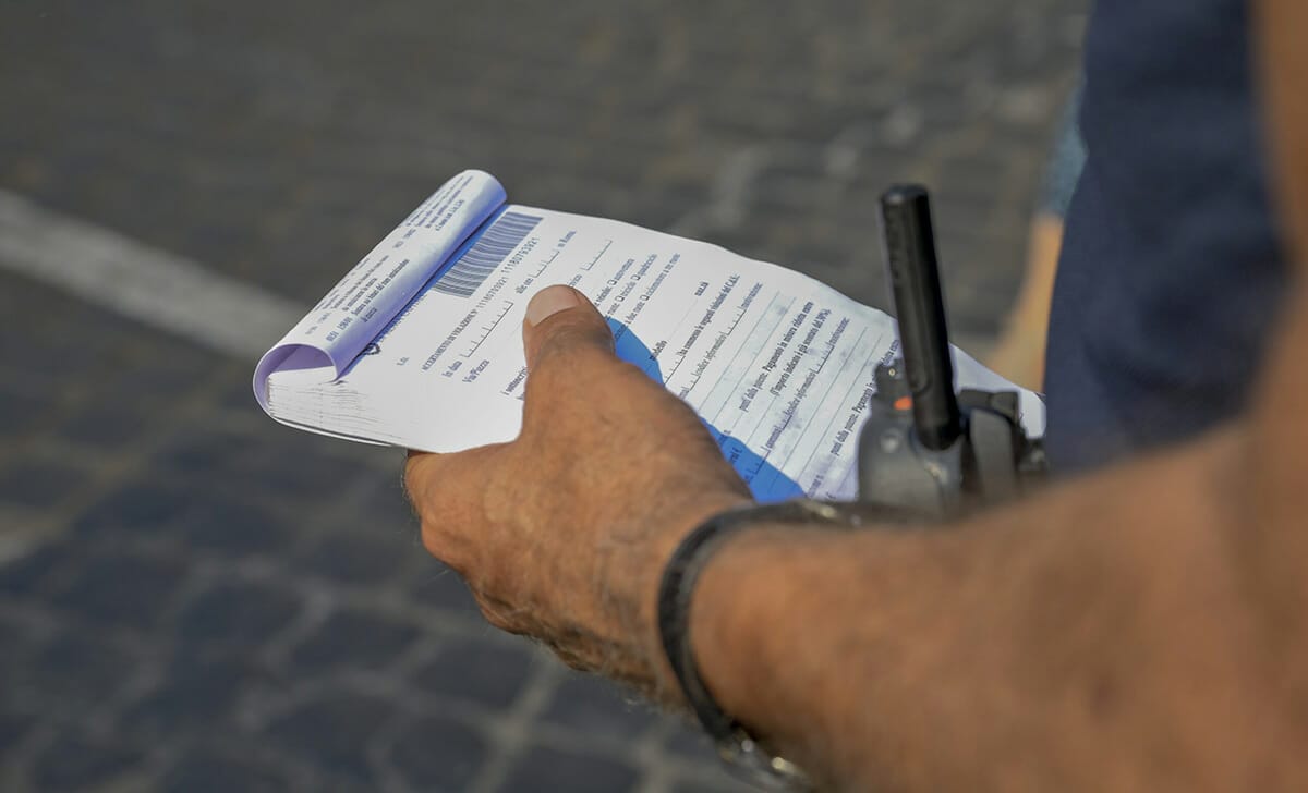 Controlliamo bene il verbale perché talvolta si verifica il caso di multa nulla