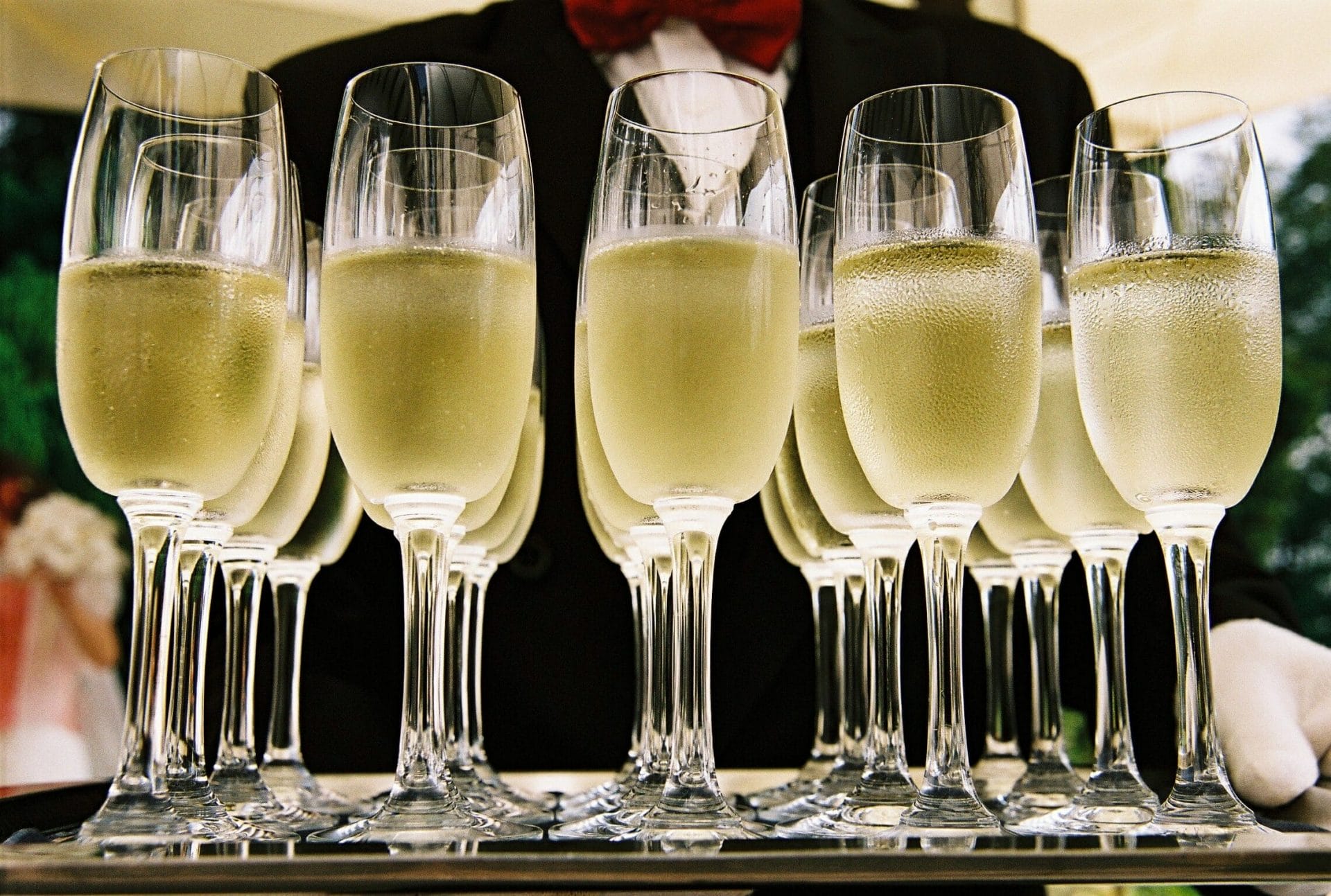 Il flûte tradizionale è perfetto per degustare gli champagne ottenuti con il metodo classico.