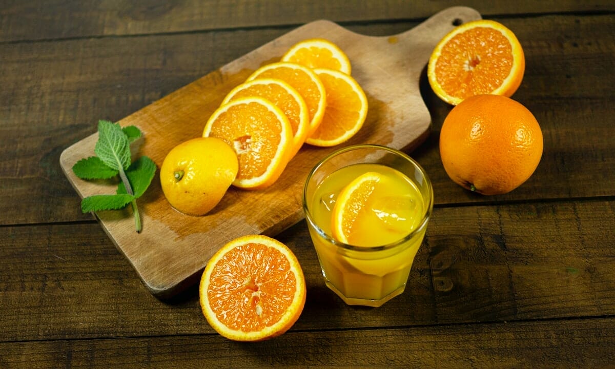 Il succo d'arancia è un ingrediente del nostro condimento