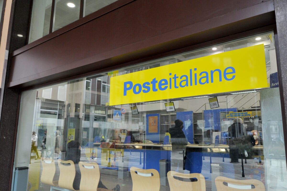 Il 2022 è stato il peggior anno di sempre nella storia di Poste Italiane