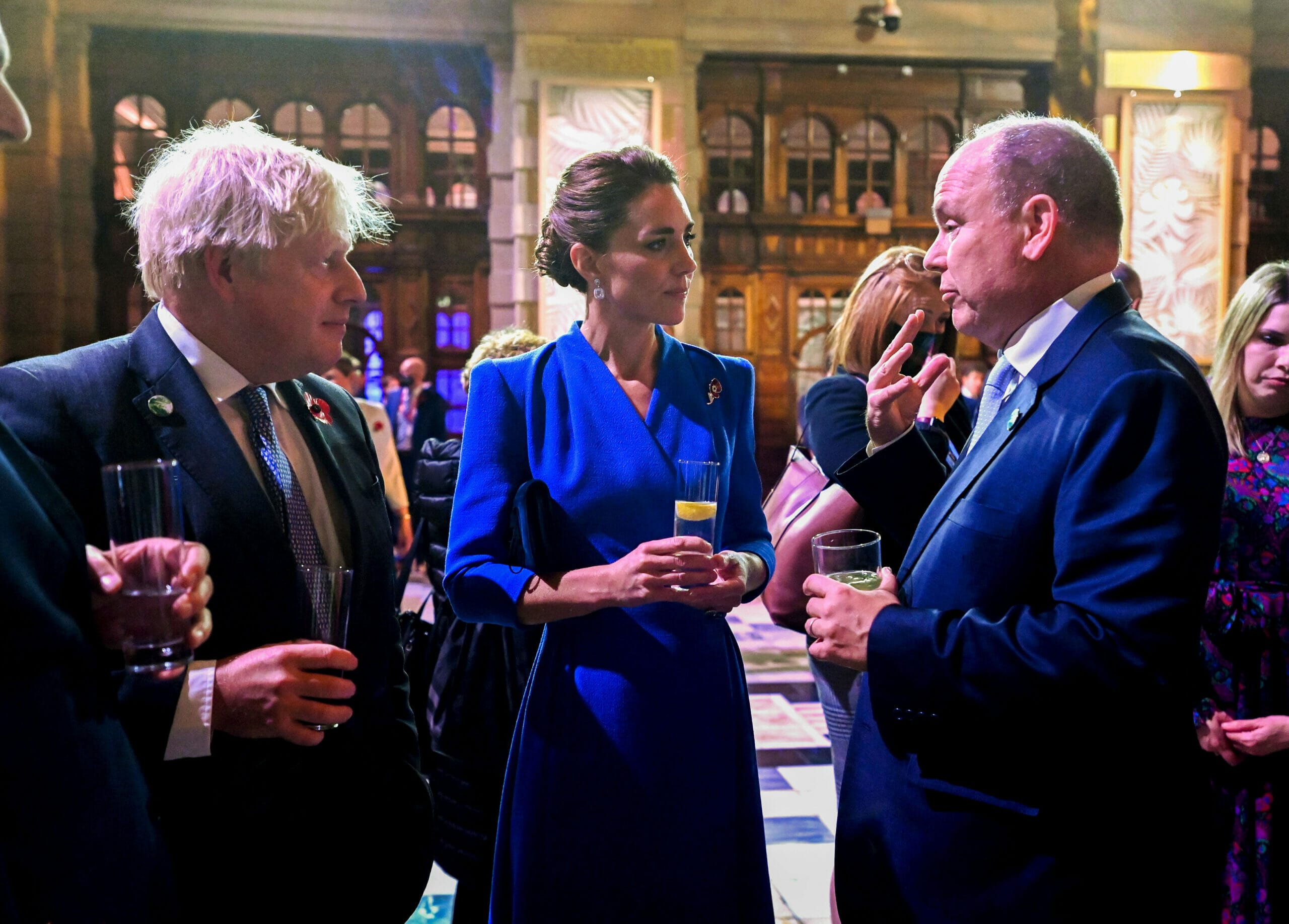 Kate Middleton con Boris Johnson e Ranieri di Monaco