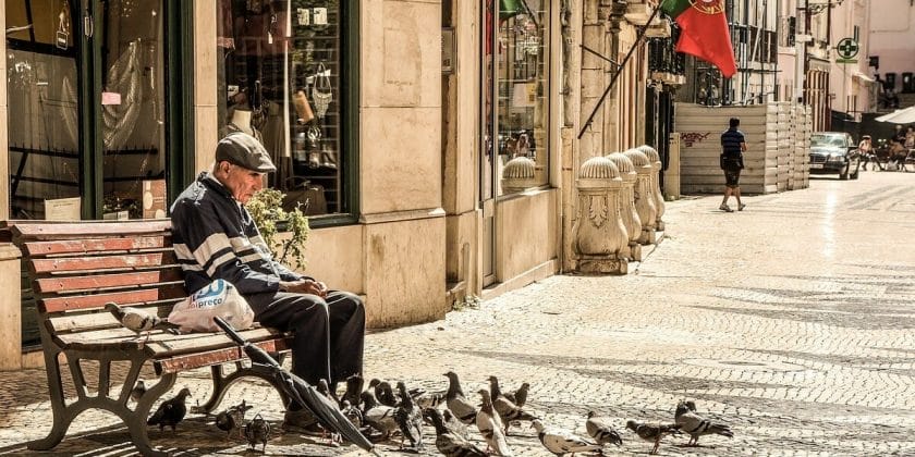 Per i pensionati statali non basta la residenza in Portogallo