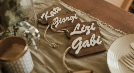 Segnaposto originali fatti con materiali che abbiamo in casa