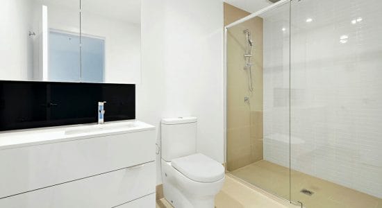 Bagno pulito e splendente in 15 minuti con questi trucchi