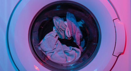 Risparmiare con il bucato in lavatrice