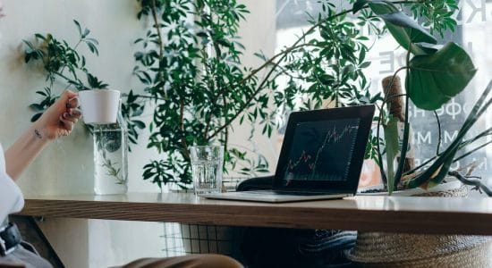 Scappare ora dai mercati è consigliato da molti