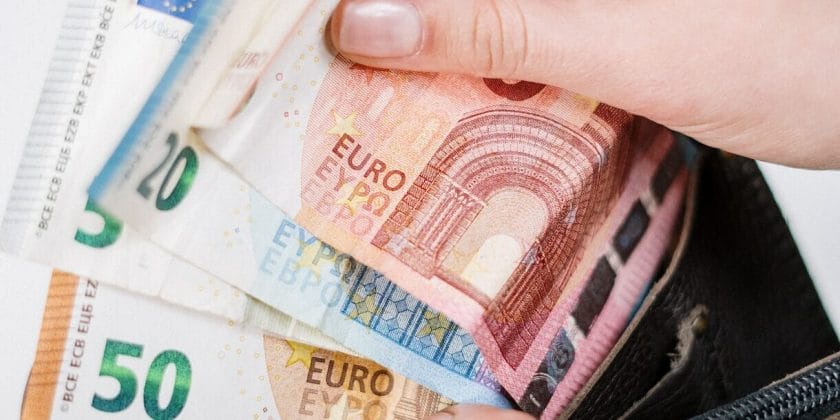Si possono risparmiare centinaia di euro evitando di pagare