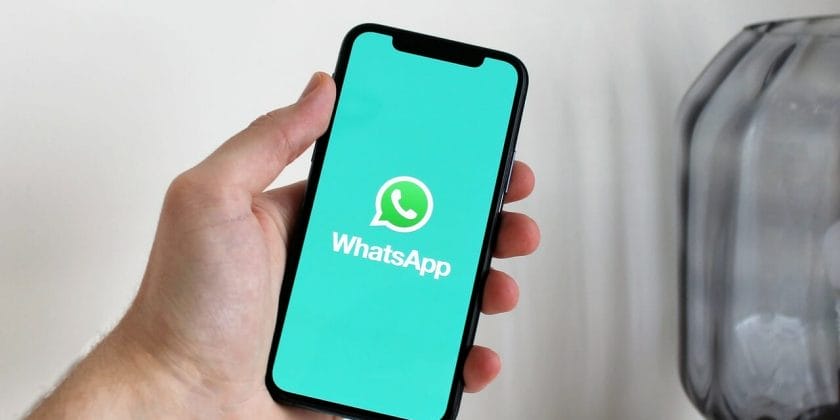 Su ben 49 smartphone WhatsApp non funziona più-proiezionidiborsa.it