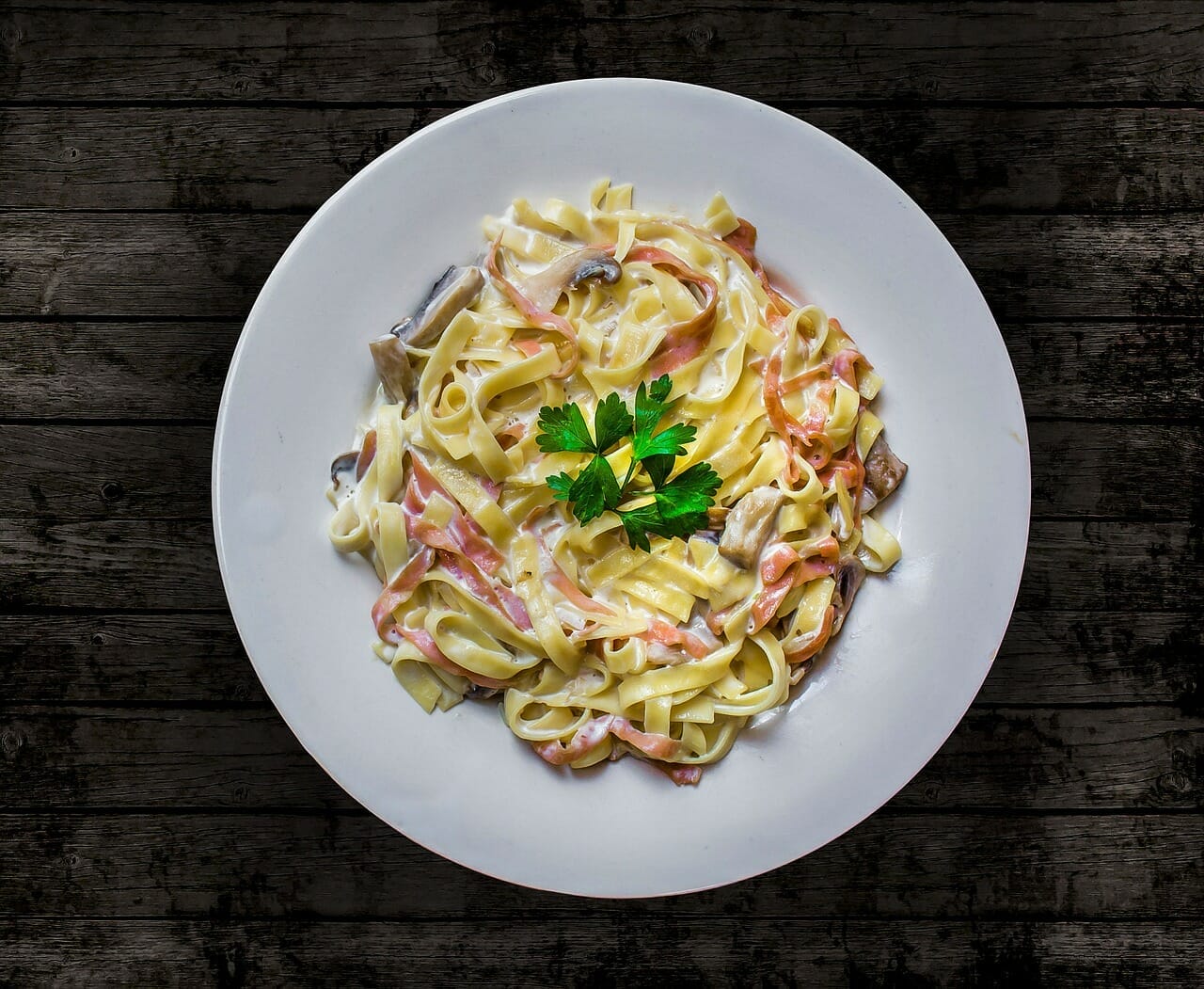 Per la perfetta carbonara cremosa e senza grumi