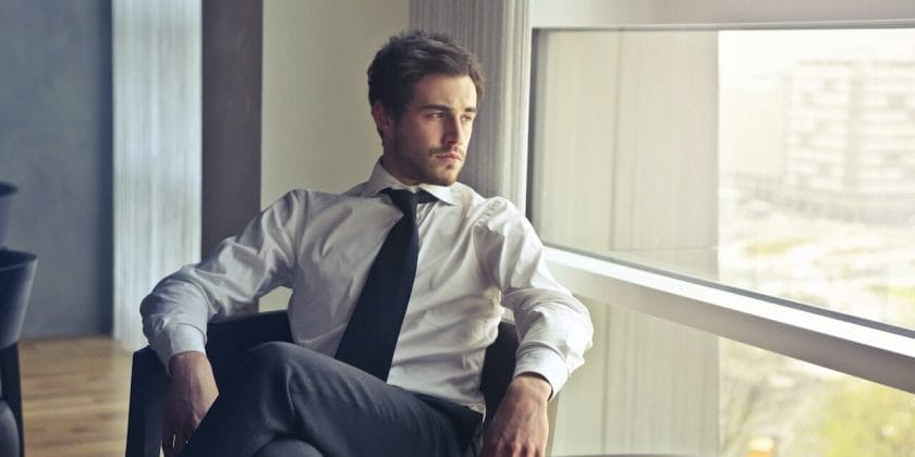 5 occasioni in cui un uomo elegante dovrebbe sempre mettere la cravatta