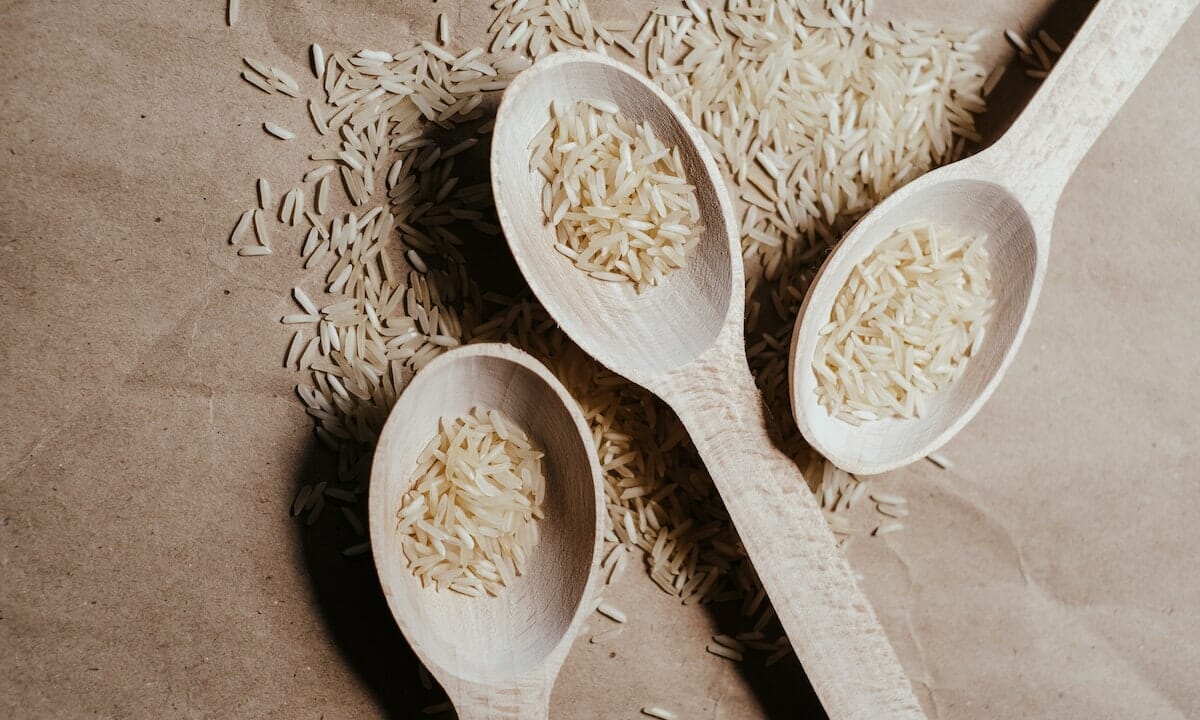 Il riso va lavato prima di metterlo a cuocere