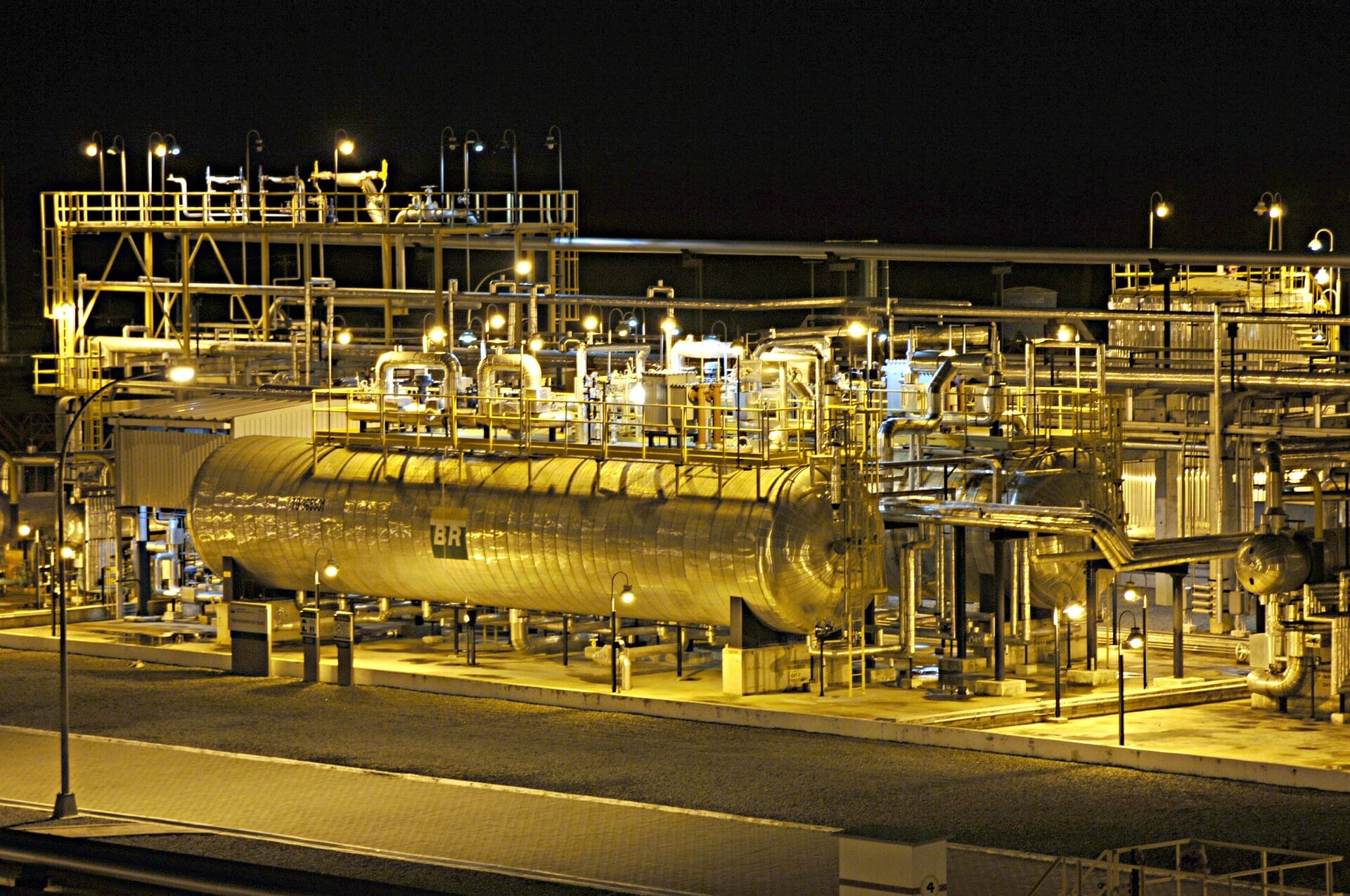 Il prezzo del petrolio potrebbe presto raggiungere area 50 $