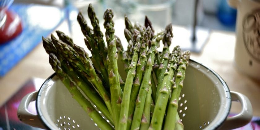 Oltre al risotto agli asparagi di Cucina Botanica proviamo queste 2 ricette-proiezionidiborsa.it