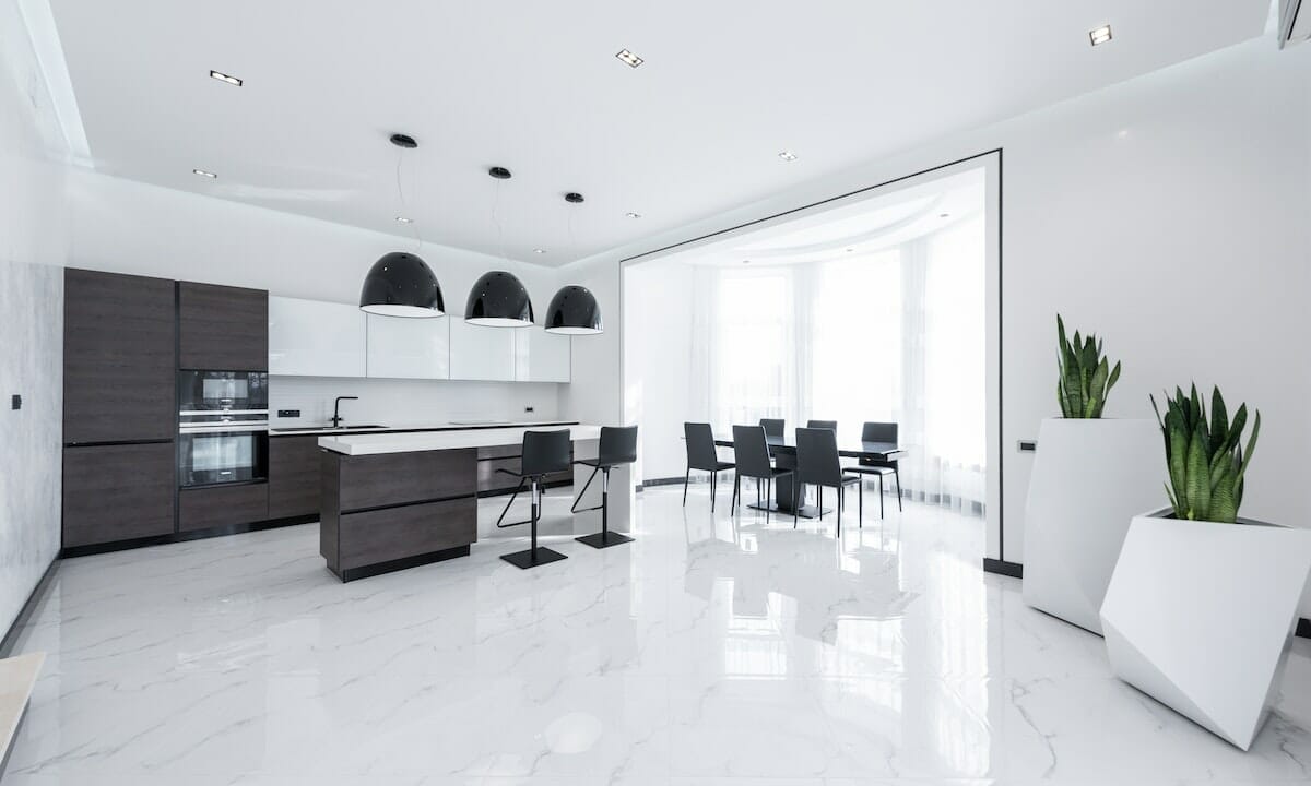 Pavimento pulito e lucente