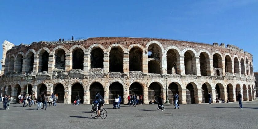 A Verona ci sono dei giardini storici-Arena-foto da wikipedia